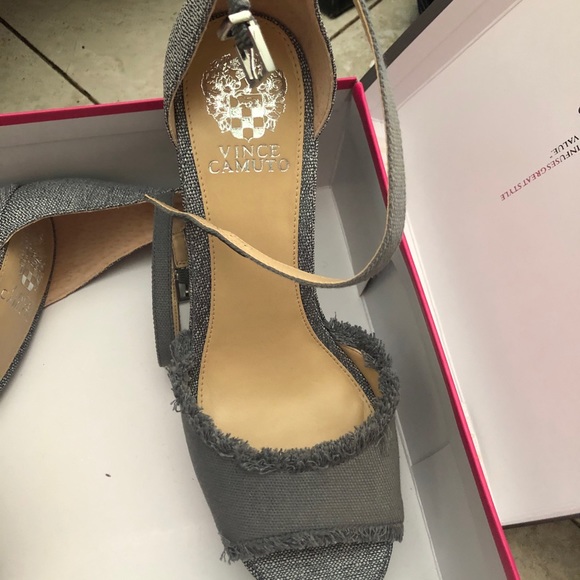 Vince Camino Wedge Sandal - Picture 2 of 3